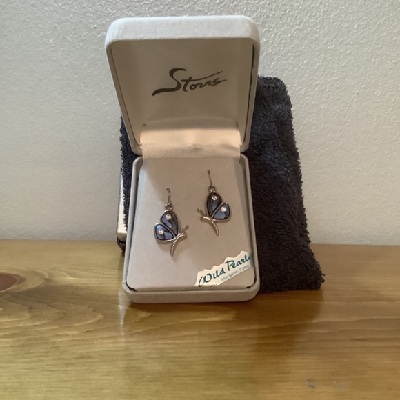 Storrs Wild Pearle Pierced Earrings Butterflies - Picture 2 of 4